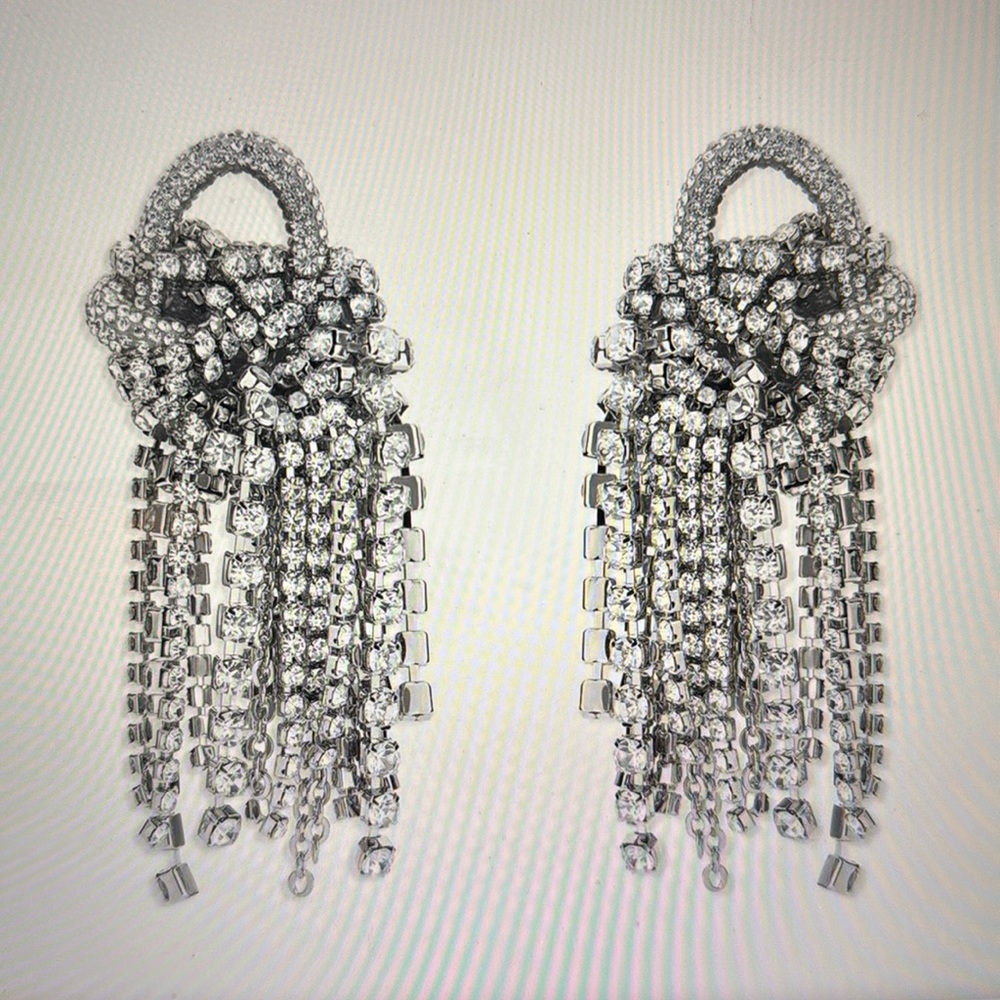 Area Messy Chain Earrings - NWT